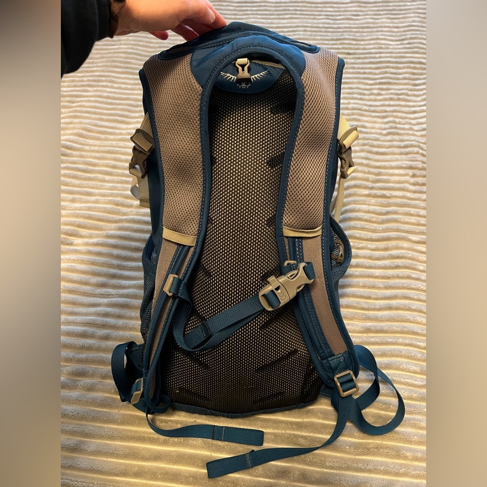 Osprey Daylite Backpack Limited Edition Blue Teal White Outdoors Nature Design - Picture 4 of 12